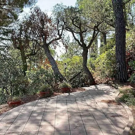 In Villa Tossa de Mar